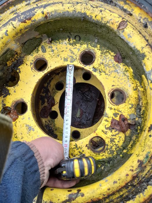 Roti stivuitor 300-15 pline