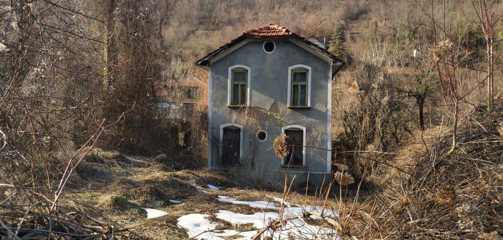 Продава се Къща в с. Чифлик, Област Ловеч - 80 кв.м за 625 €/кв.м - Снимка #2