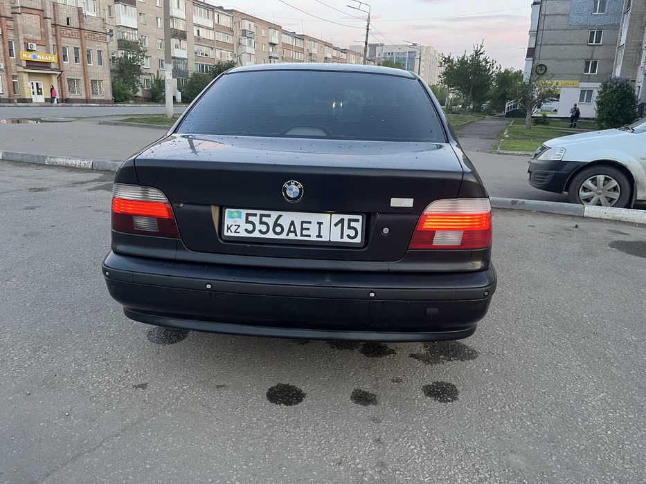 Продам бмв е39 .