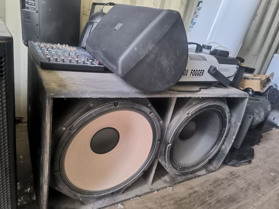 Музыкальное оборудование