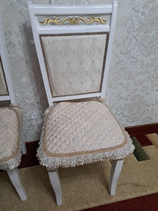 Продаю стулья срочно