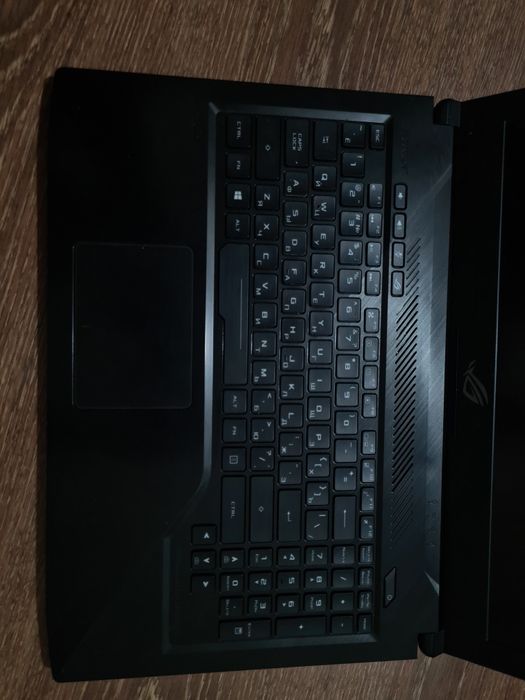 Игровой ноутбук Asus rog strix