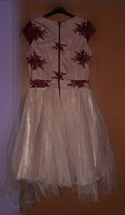Rochie scurtă de ocazie