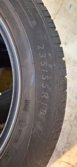 235 55 r18 iarna Dunlop