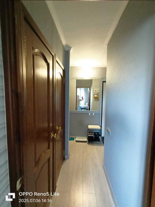 Продам 2х кв. 5 мкр. 3/5 эт. 1966г. Маресьева