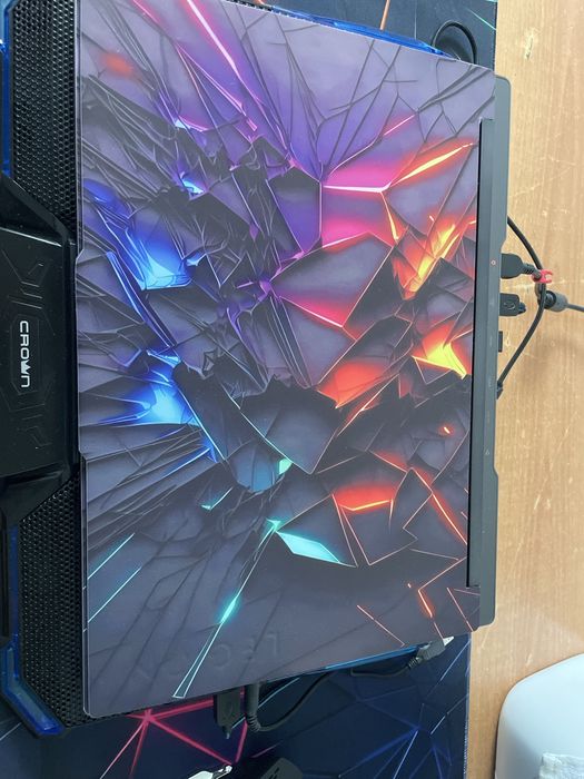 Продам ноутбук Lenovo Legion 7