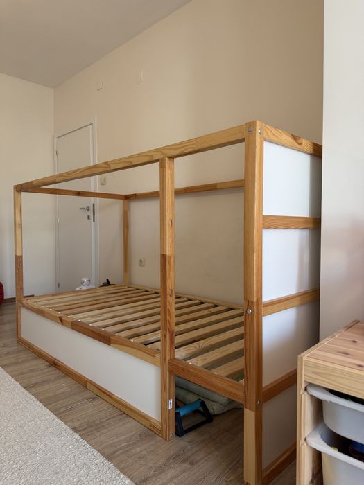 Ikea KURA легло с 2 позиции