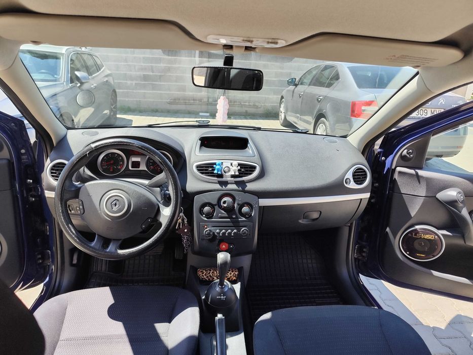 Renault Clio 3 cutie automată