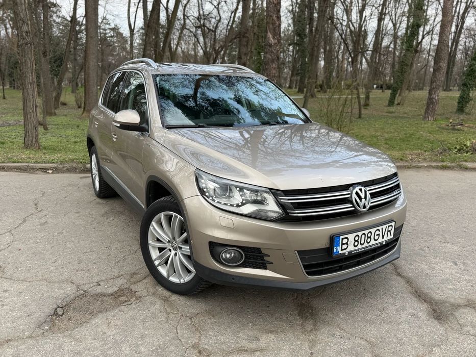 Volkswagen Tiguan Volkswagen Tiguan 2.0 TDI 4Motion DSG Life / 4x4 / Senzori 360 / Trapa
