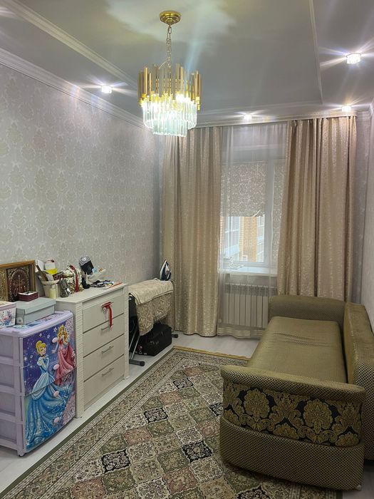 Продам квартиру 3-х комнатную