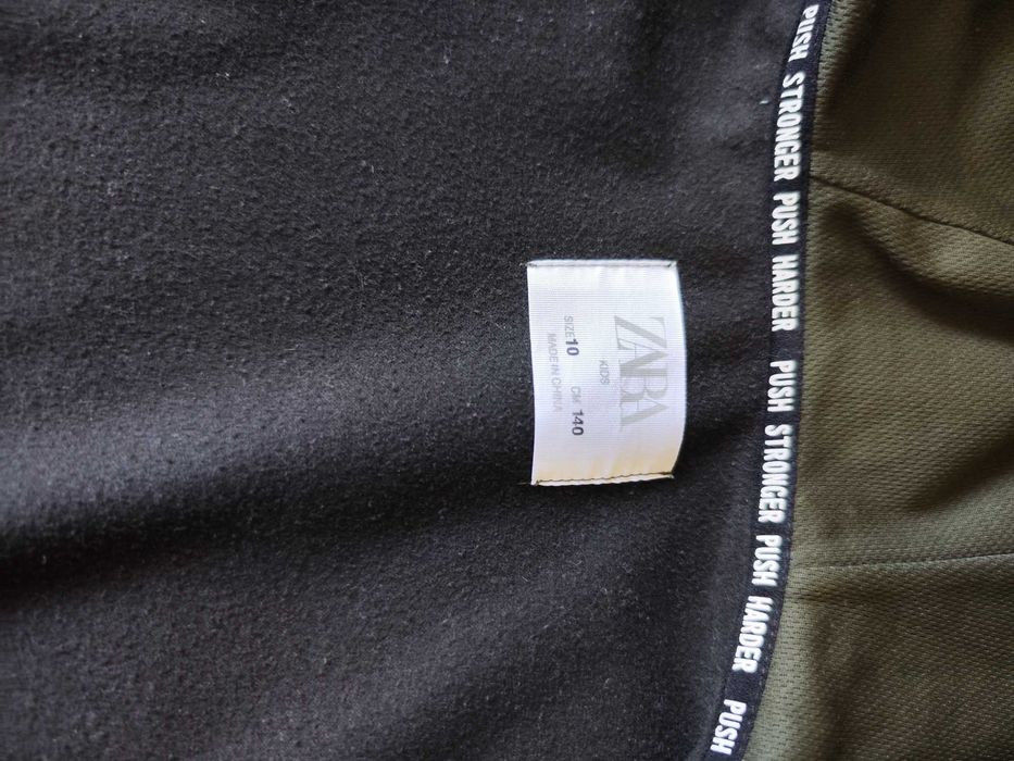 Спортно гумирано яке Zara размер 140