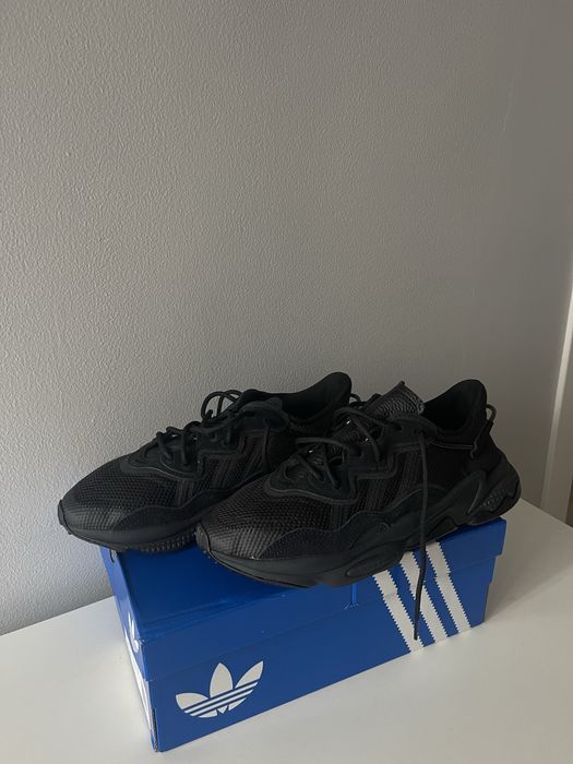 Adidasi Ozweego noi