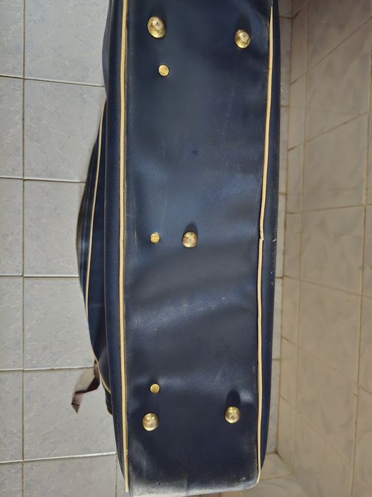 Чемодан дорожный