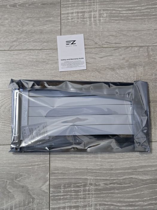 Cablul Riser PCIe 5.0 X16 EZDIY-FAB 128GB/s – Alb, 20 cm