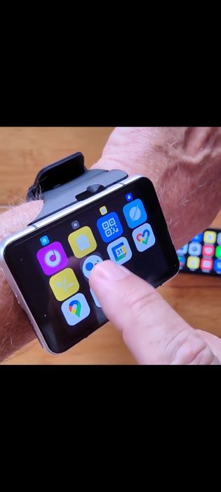 Смарт часовник 4G LTE  Smart Watch S999