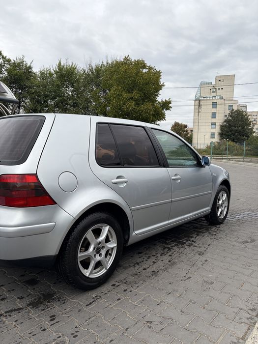 Golf 4 1.6 16V Benzina Hatchback