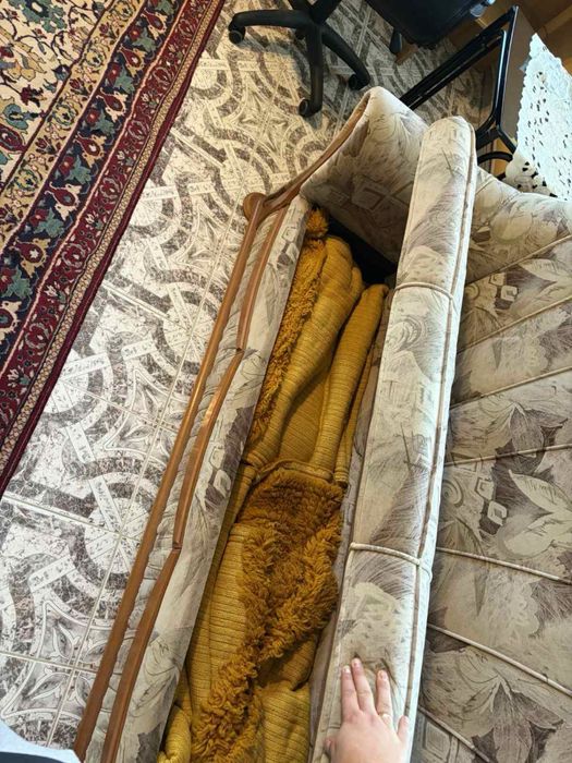 Комплект дивани.