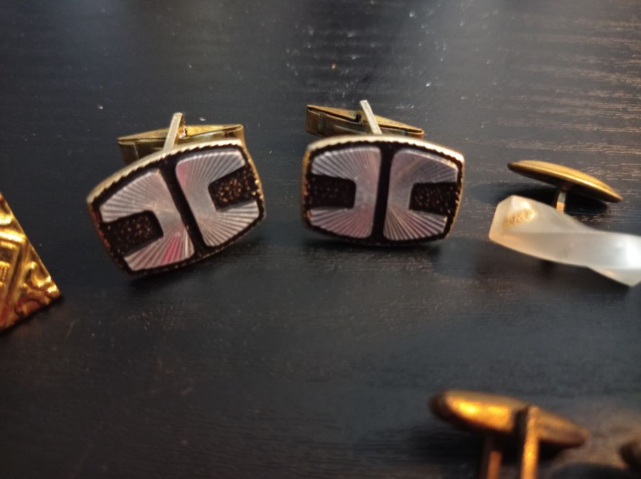 Lot 3 perechi butoni vechi