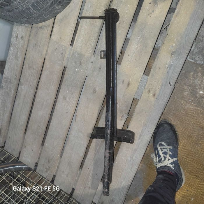 Продавам Форд Сиера части и дрруг