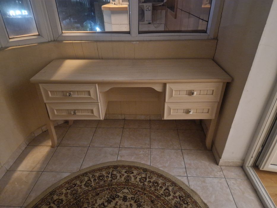 Продам спальний гарнтирур бу