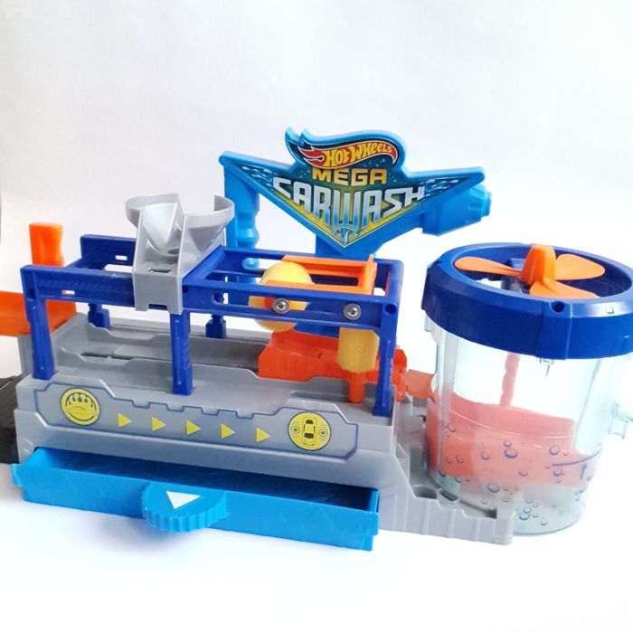 Hot Wheels писта- автомивка