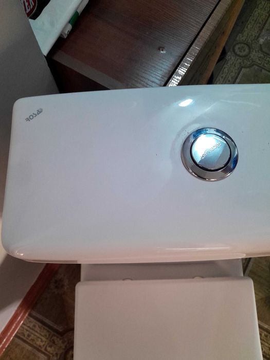 Продам б/у унитаз