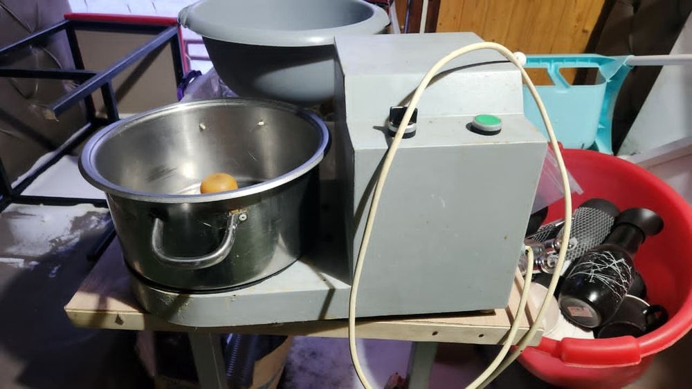 Продам кутер недорого