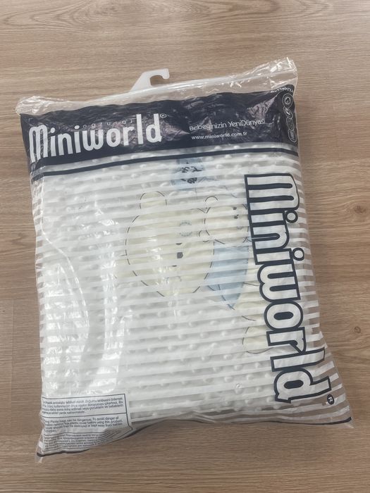 Vand paturica noua botez