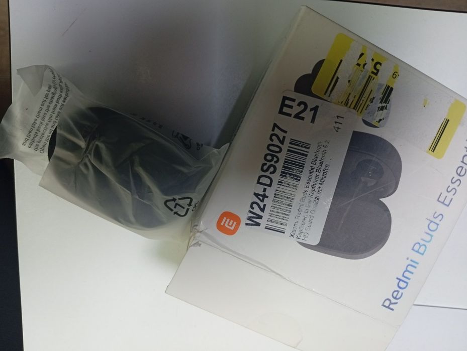 3 вида Чисто нови слушалки всички слушалки са по 15 евро