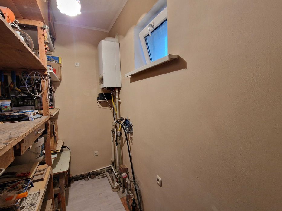 Жумыскер - вдоль трассы/дороги