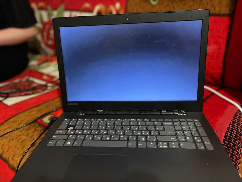 Ноутбук ( Lenivo)