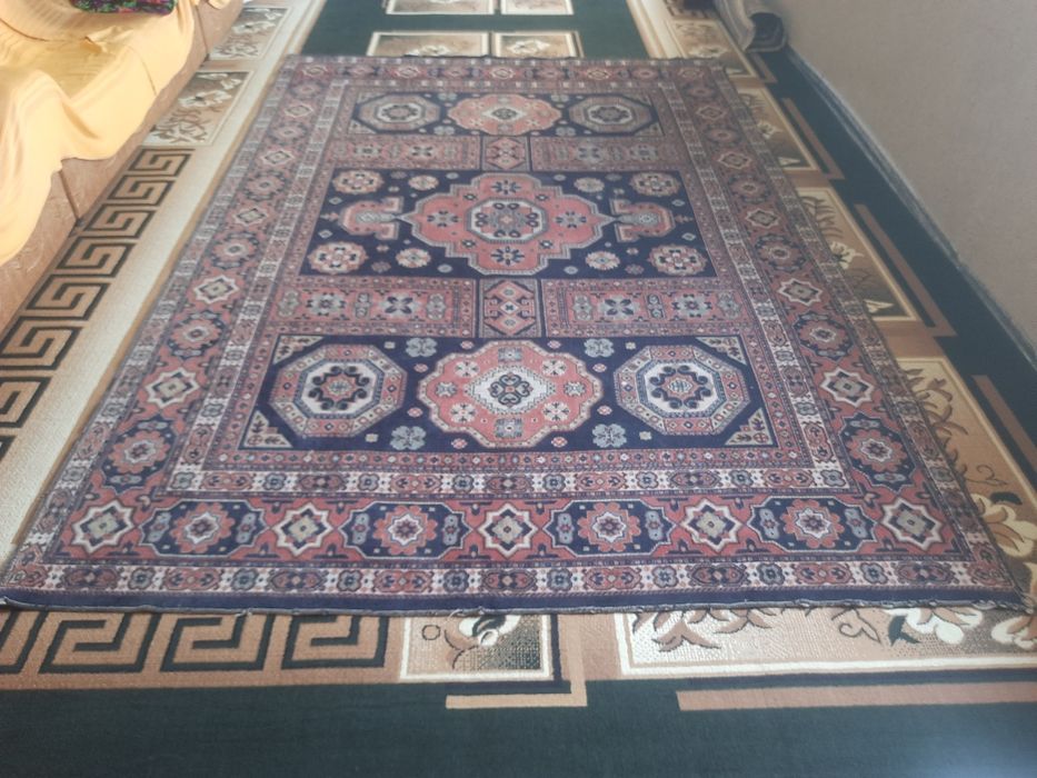Ковёр более 40 лет.