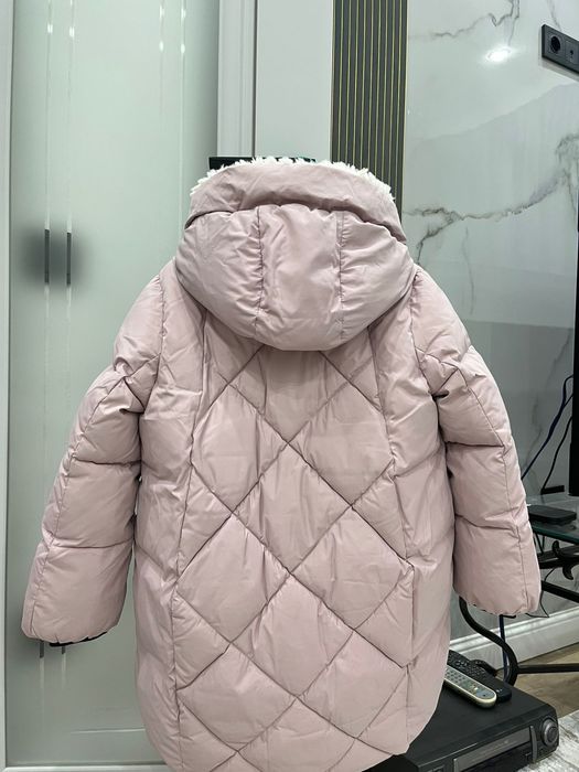 Продам пуховик для девочек.