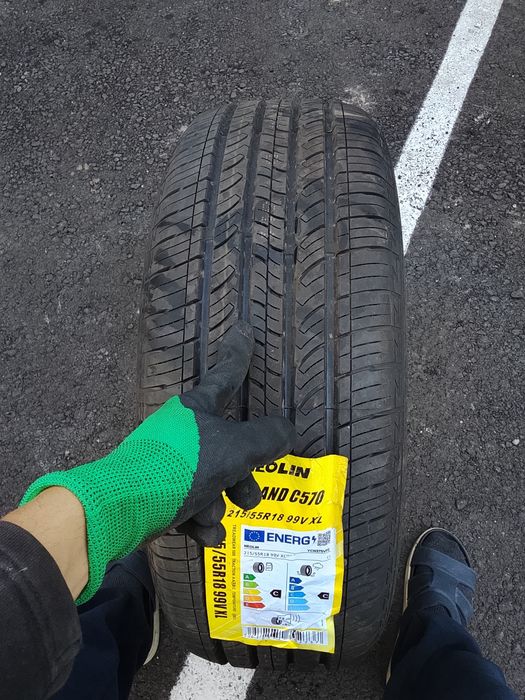 Новая резина 215/55r18