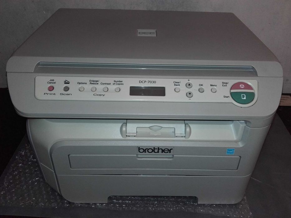 Отличен! Лазерен принтер, скенер и копир 3 в 1 Brother DCP 7030