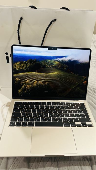 MacBook срочно продам