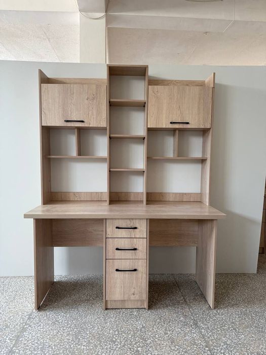 Письменный стол Лион