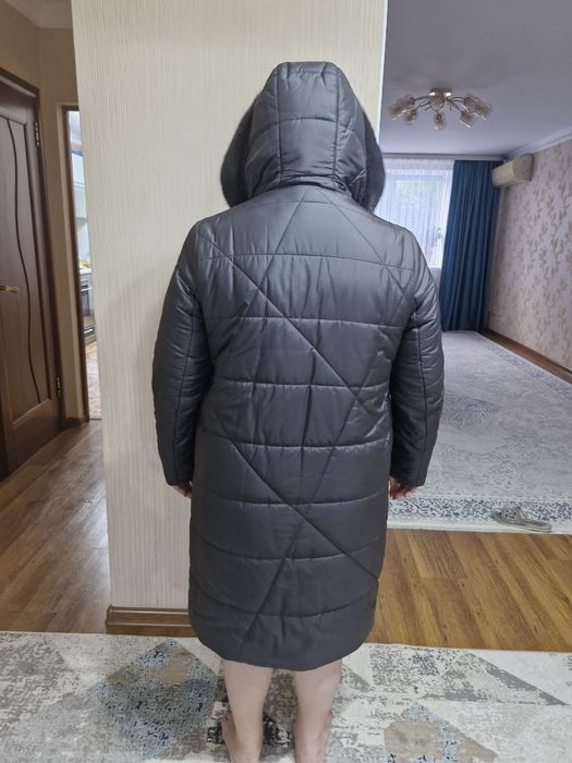 Продам зимнюю куртку и пальто