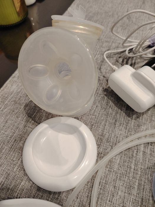 Philips Avent Електрическа помпа за кърма Comfort + подарък