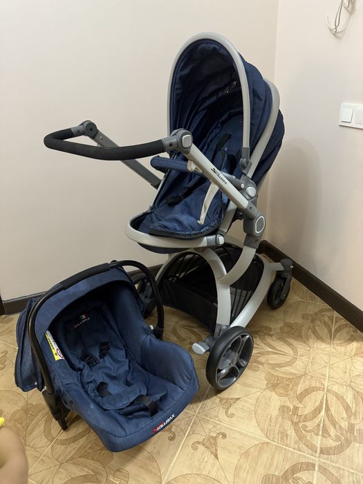 Коляска прогулочная с автокреслом