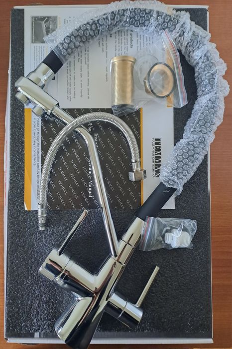 Кухонная мойка и смесители