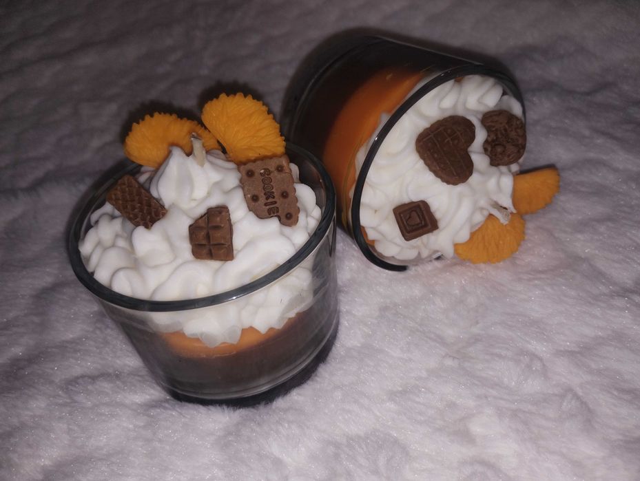 Ръчно изработени ароматни свещи и букети от соев восък