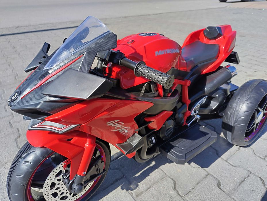 KAWASAKI акумулаторен мотор NINJA червен