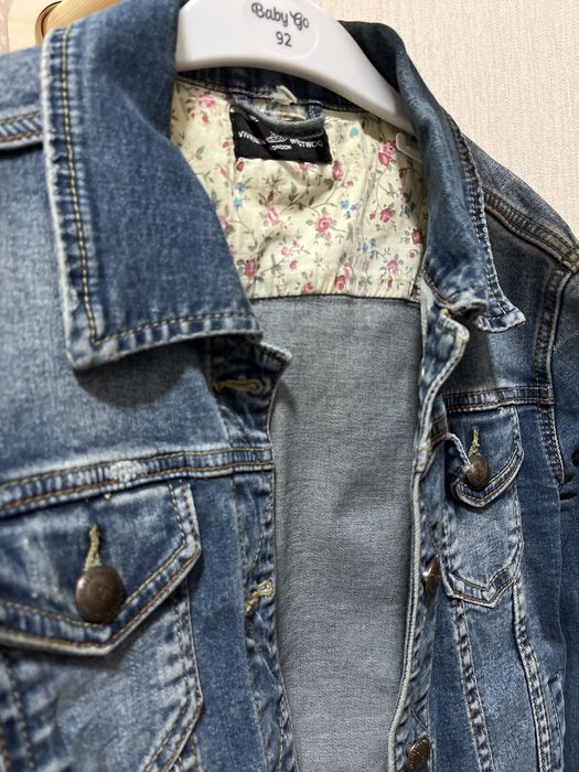 Джинсовая куртка в отличном состоянии