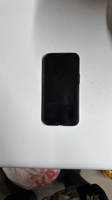 iphone 13 чёрный,128гб