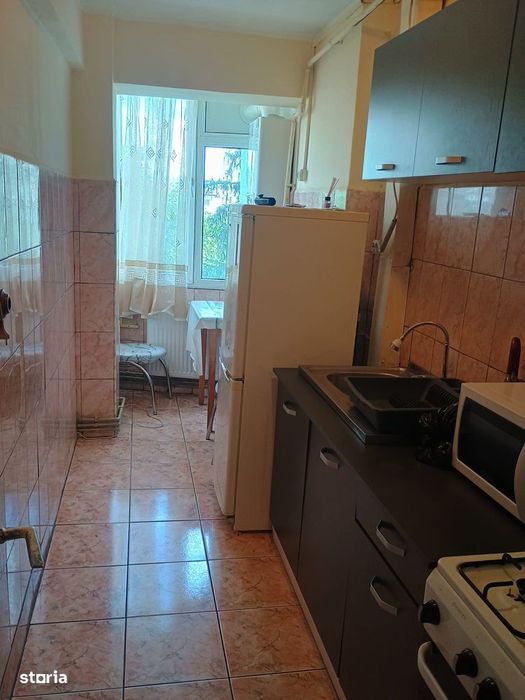 Chirie 2 camere decomandat Decebal