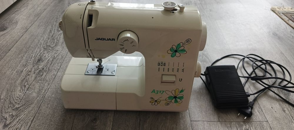 Швейная машина jaguar