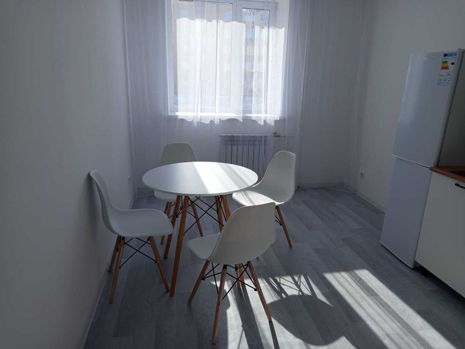 Продается 1комн квартира Сары арка,14е