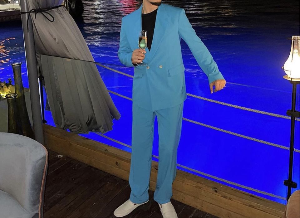 Мъжки костюм Zara