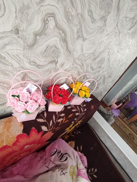 Букеты из атласной ленты.